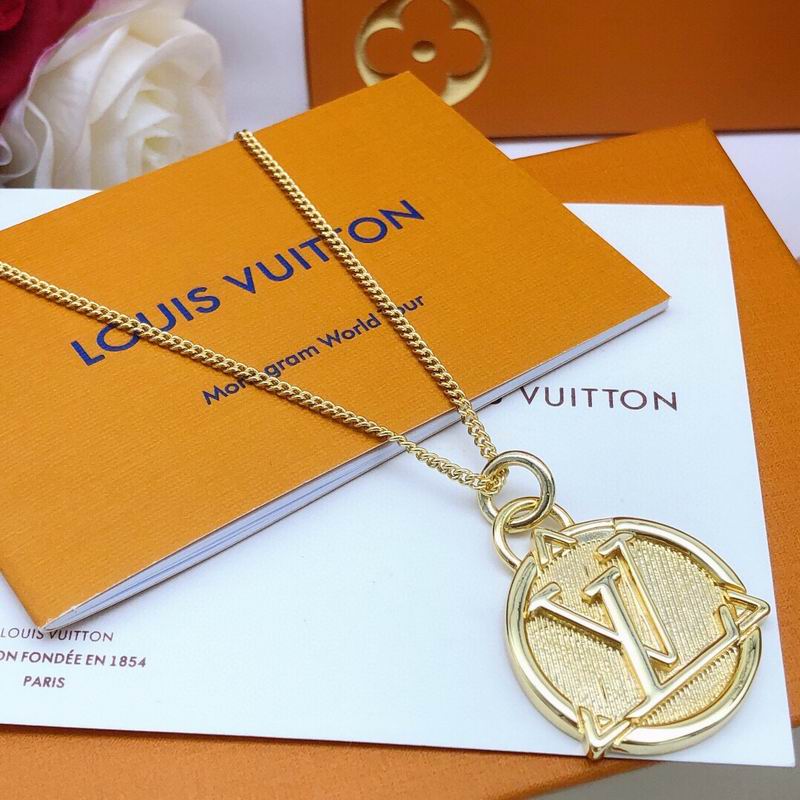 LV Necklace 05yxs39